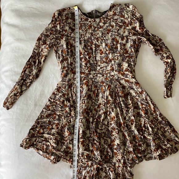 H&M Abstract Patterned Dress - Picture 4 of 9